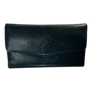 Buxton Wallet